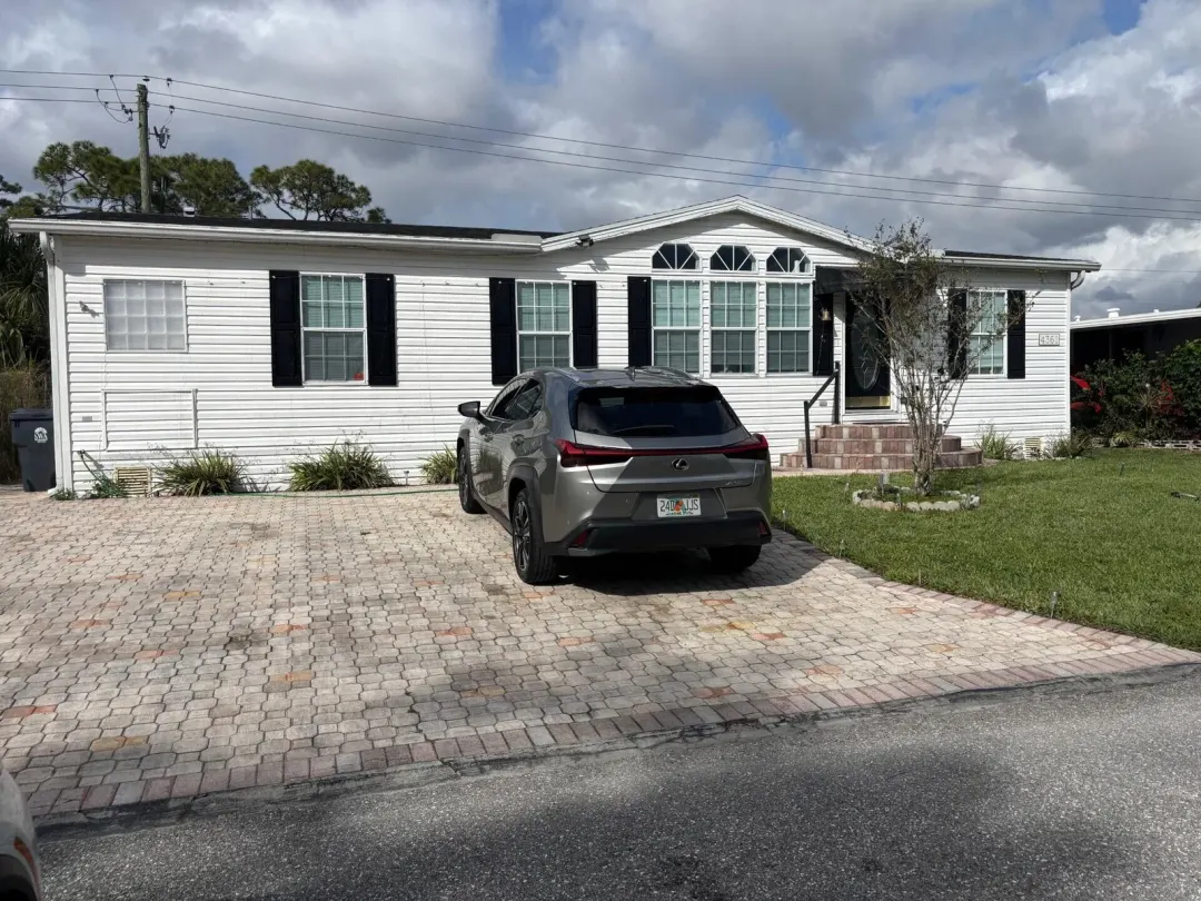 4361 1st Court, Lantana, FL 33462