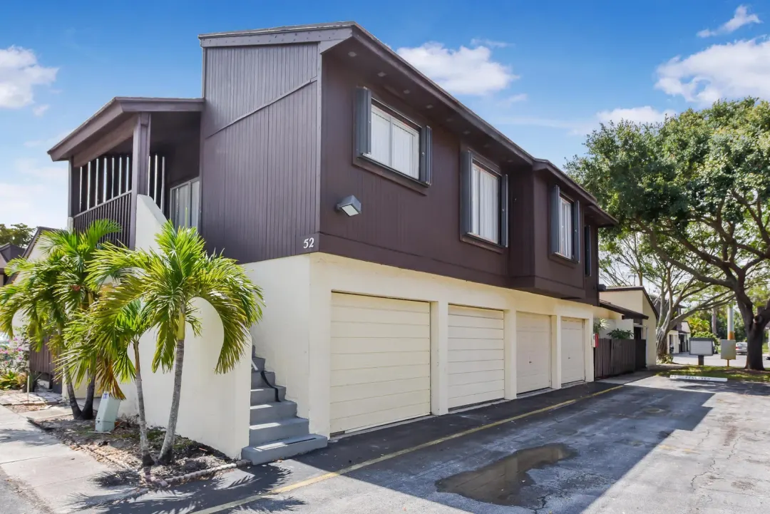 5284 Bosque Lane 52, West Palm Beach, FL 33415