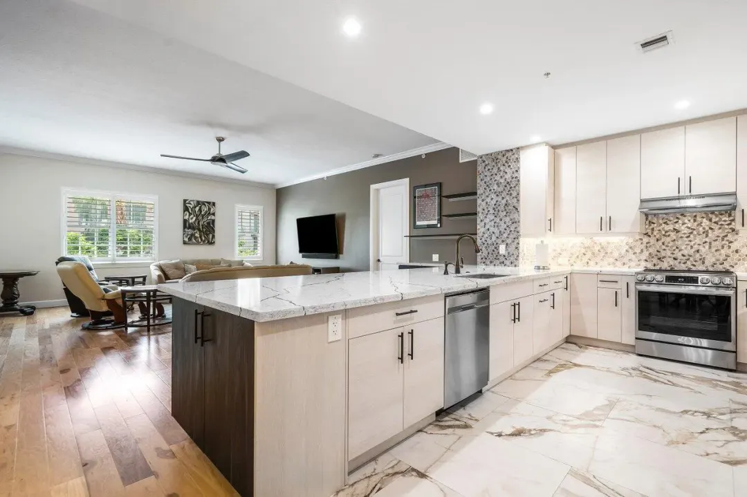 200 NE 2nd Avenue 209, Delray Beach, FL 33444