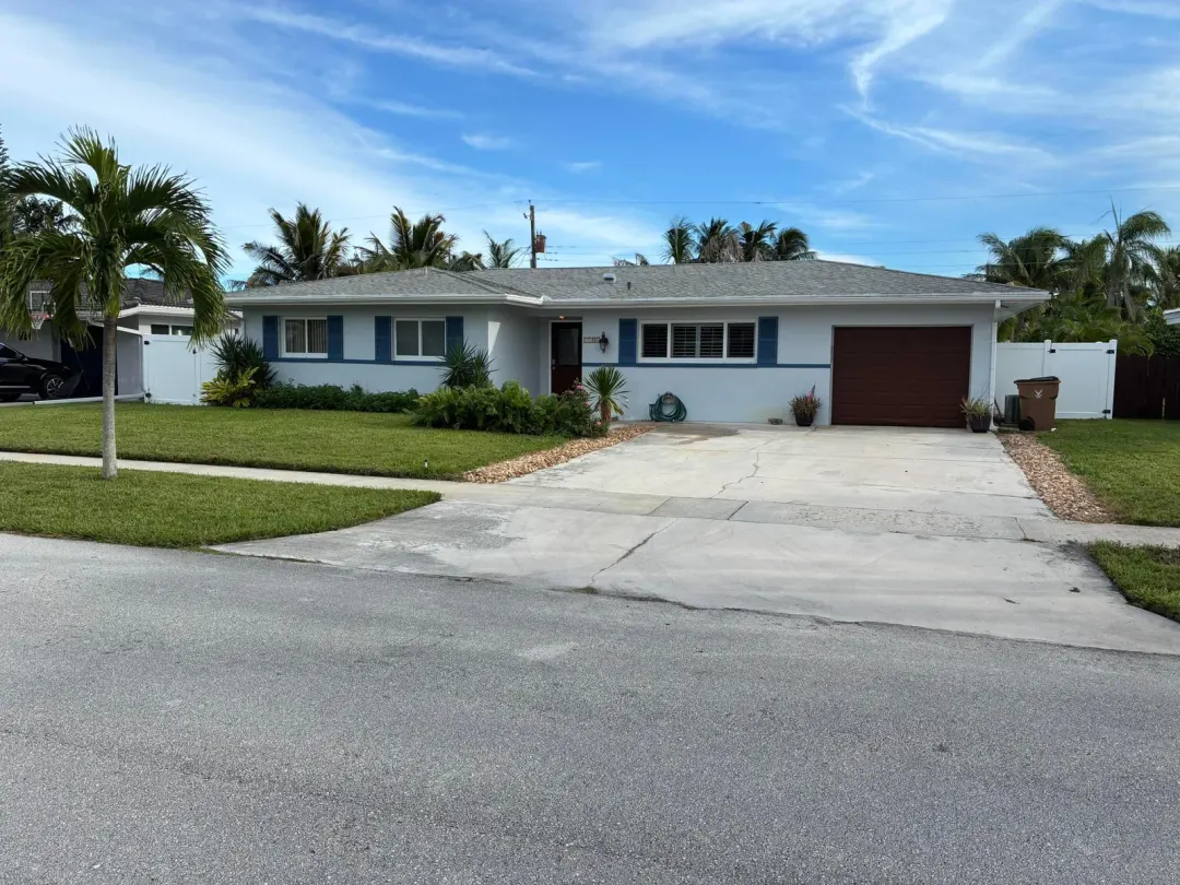 Address Withheld, Deerfield Beach, FL 33441