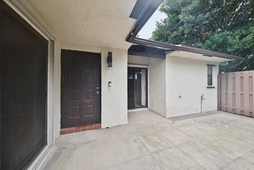 3402 Waterview Circle B, Palm Springs, FL 33461