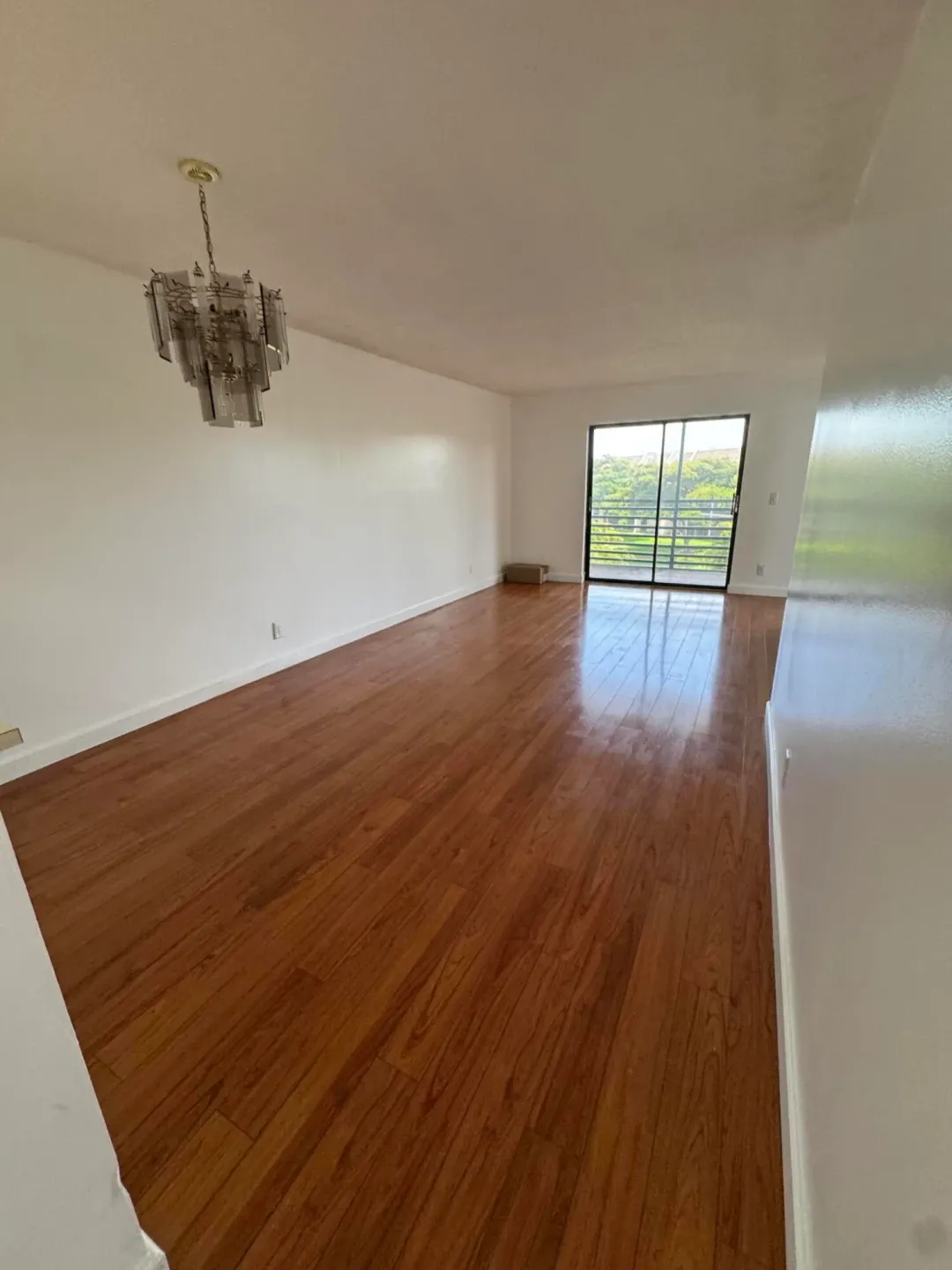 10304 Sunrise Lakes Boulevard 312, Sunrise, FL 33322