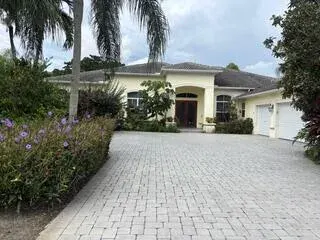 7907 Fairway Lane, West Palm Beach, FL 33412