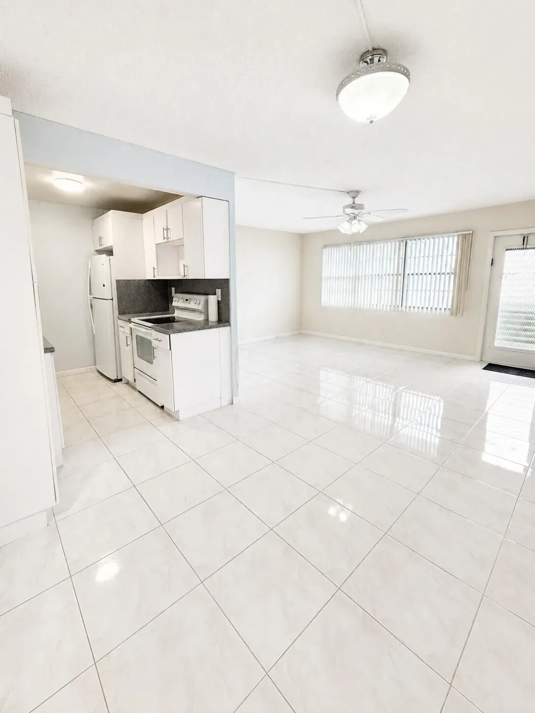 1089 Wolverton E 1089, Boca Raton, FL 33434