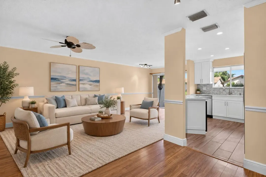 2047 Discovery Circle E, Deerfield Beach, FL 33442