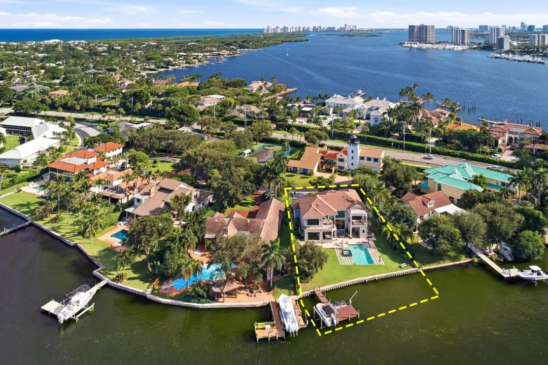 1950 Portage Landing N, North Palm Beach, FL 33408
