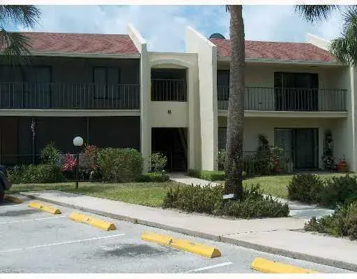 150 Pineview Road B8, Jupiter, FL 33469