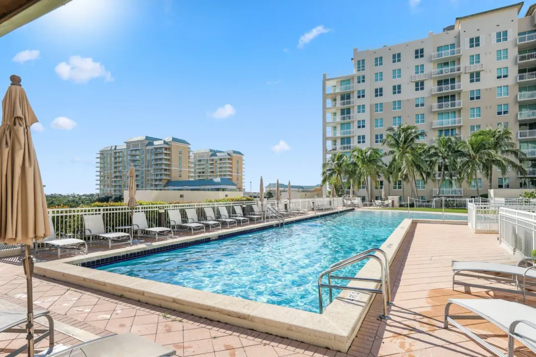 450 N Federal Highway 903, Boynton Beach, FL 33435