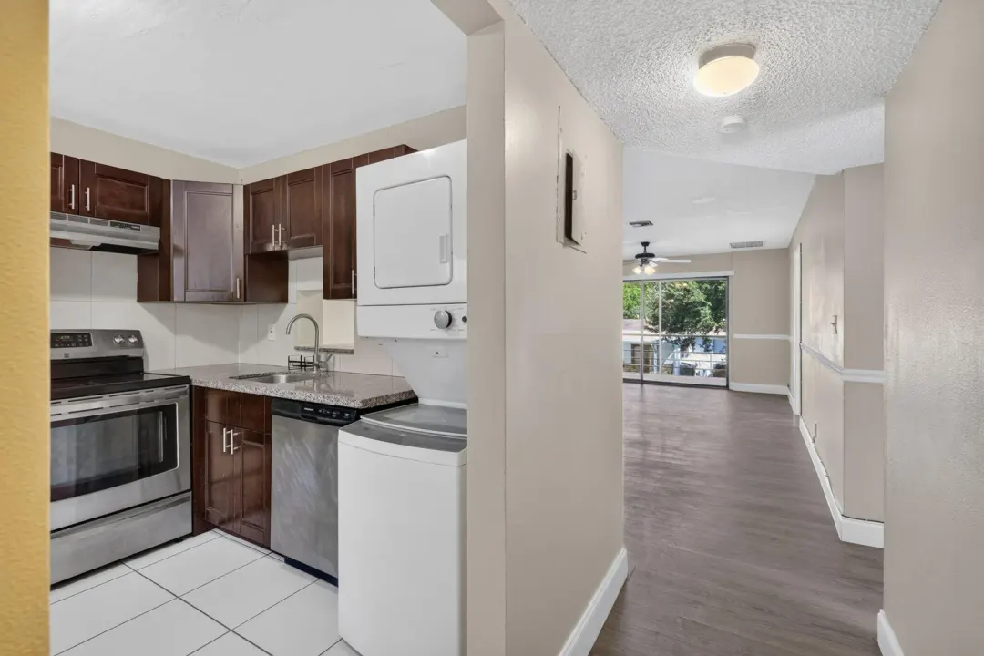 7830 NW 33rd Street 108, Davie, FL 33024