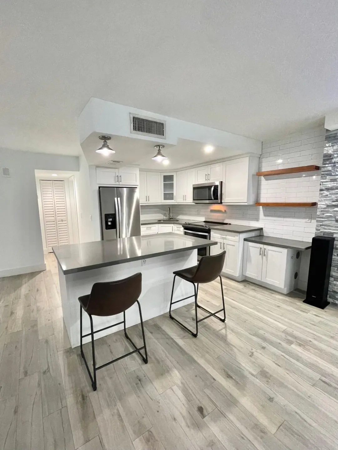 342 Southwind Drive 123, North Palm Beach, FL 33408