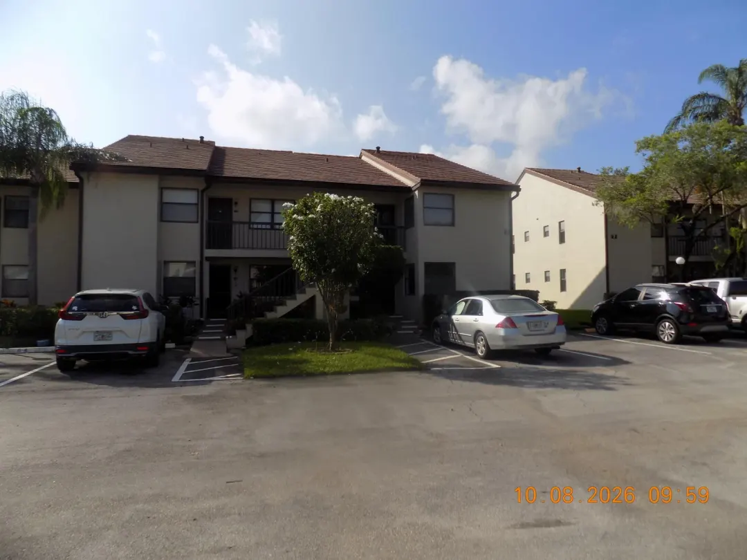 7674 Tahiti Lane 106, Lake Worth, FL 33467