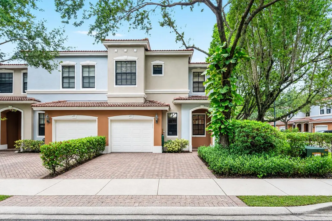 247 W Chrystie Circle, Delray Beach, FL 33484