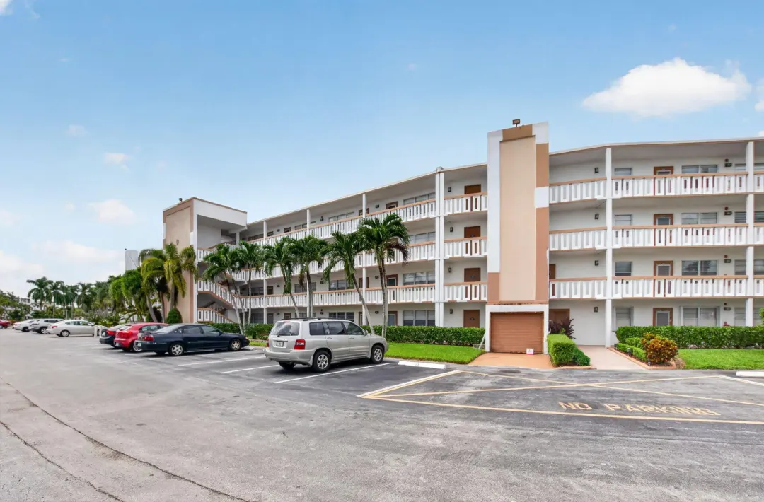 4071 Cornwall D, Boca Raton, FL 33434