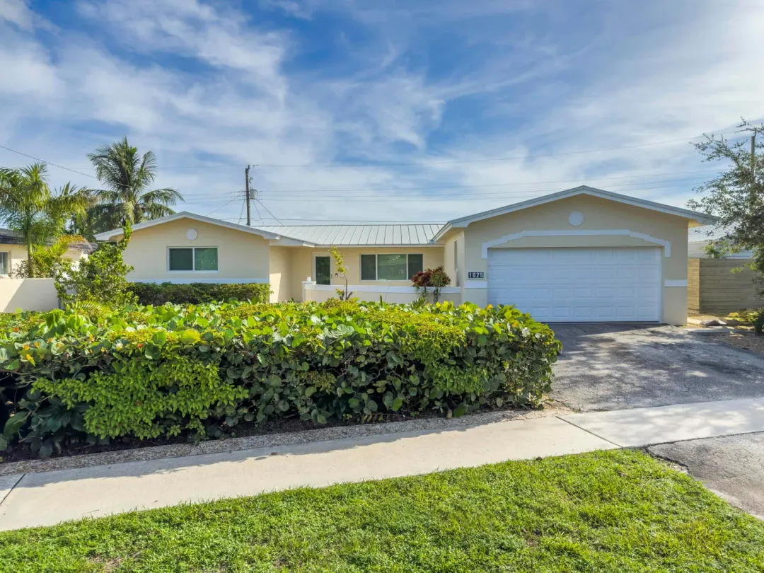 1025 Yale Drive, Hollywood, FL 33021