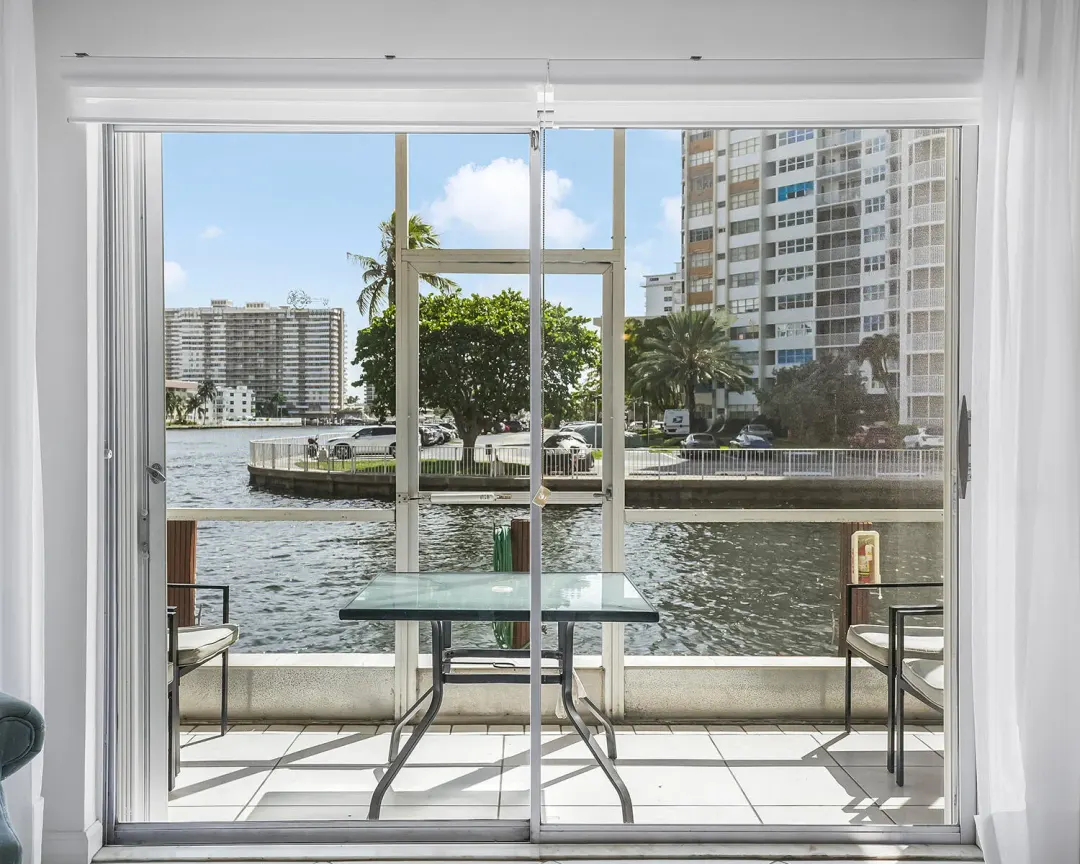 2600 Diana Drive 107, Hallandale Beach, FL 33009
