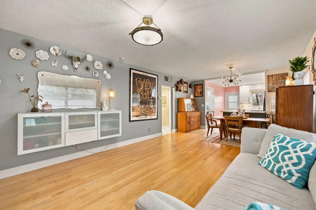 1125 NW 30th Court 9, Wilton Manors, FL 33311