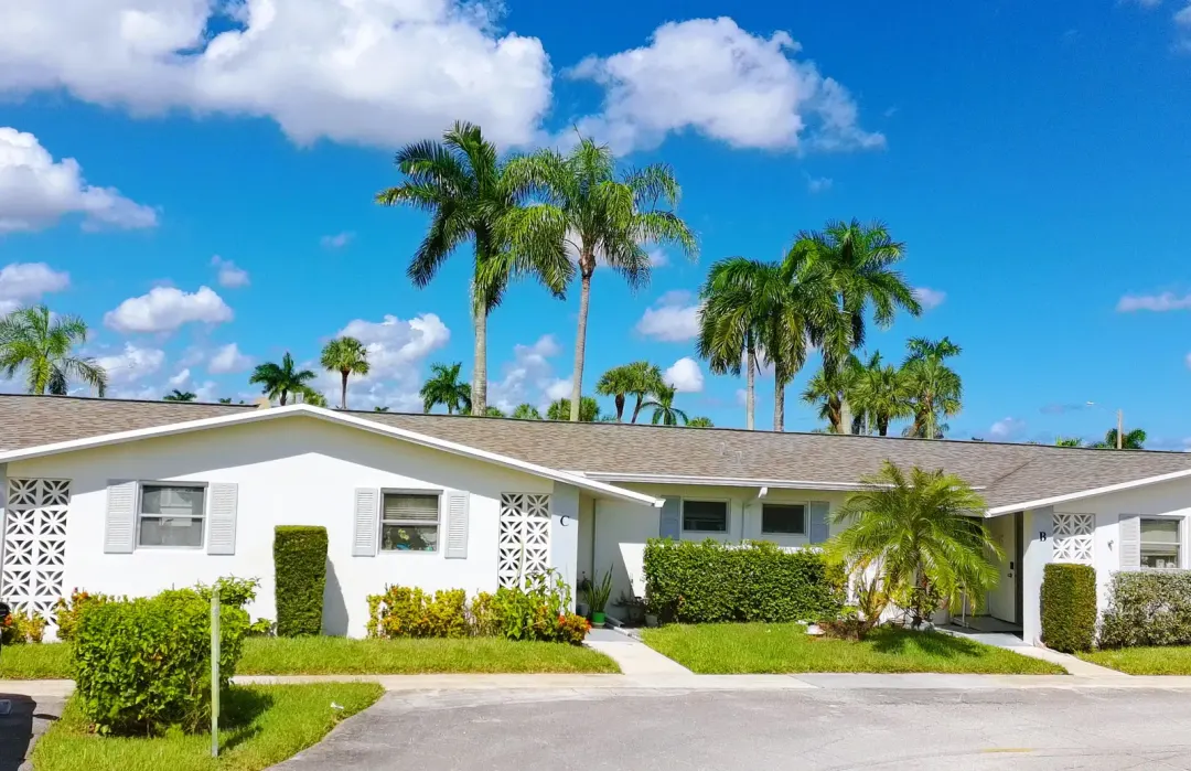 2747 Dudley Drive E C, West Palm Beach, FL 33415