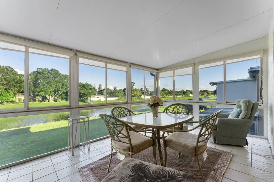 1050 Citrus Way 202, Delray Beach, FL 33445