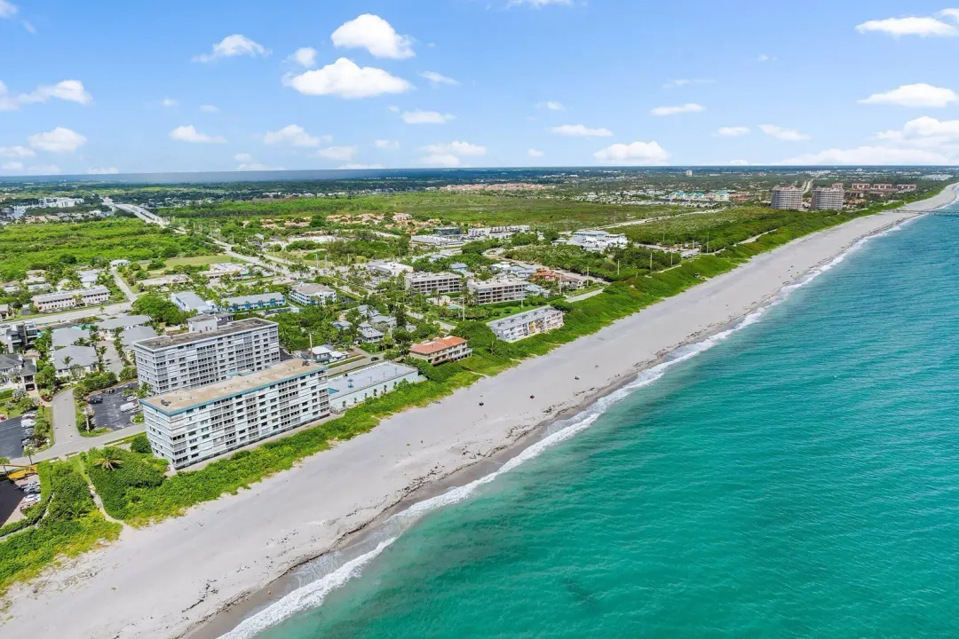 911 Ocean Drive 404, Juno Beach, FL 33408