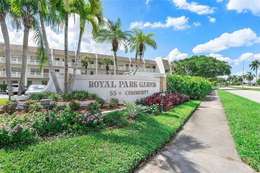 6890 Royal Palm Boulevard 101h, Margate, FL 33063