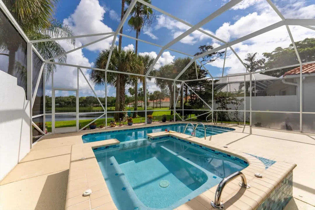 2067 Valencia Drive, Delray Beach, FL 33445