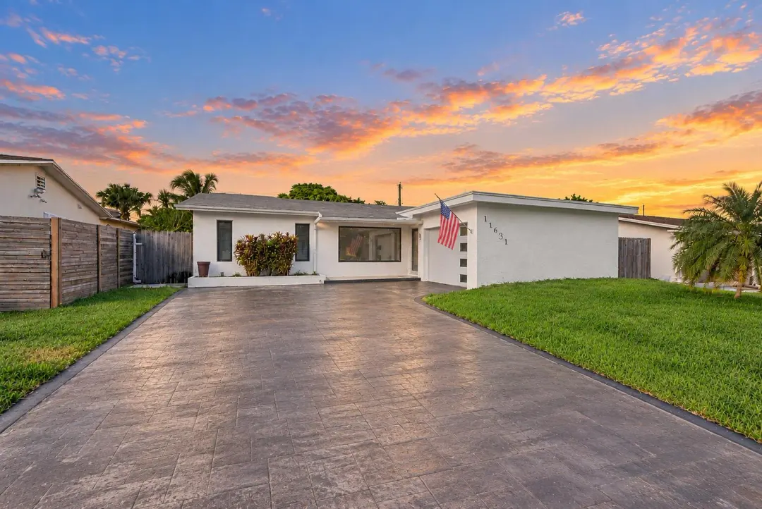Address Withheld, Sunrise, FL 33323