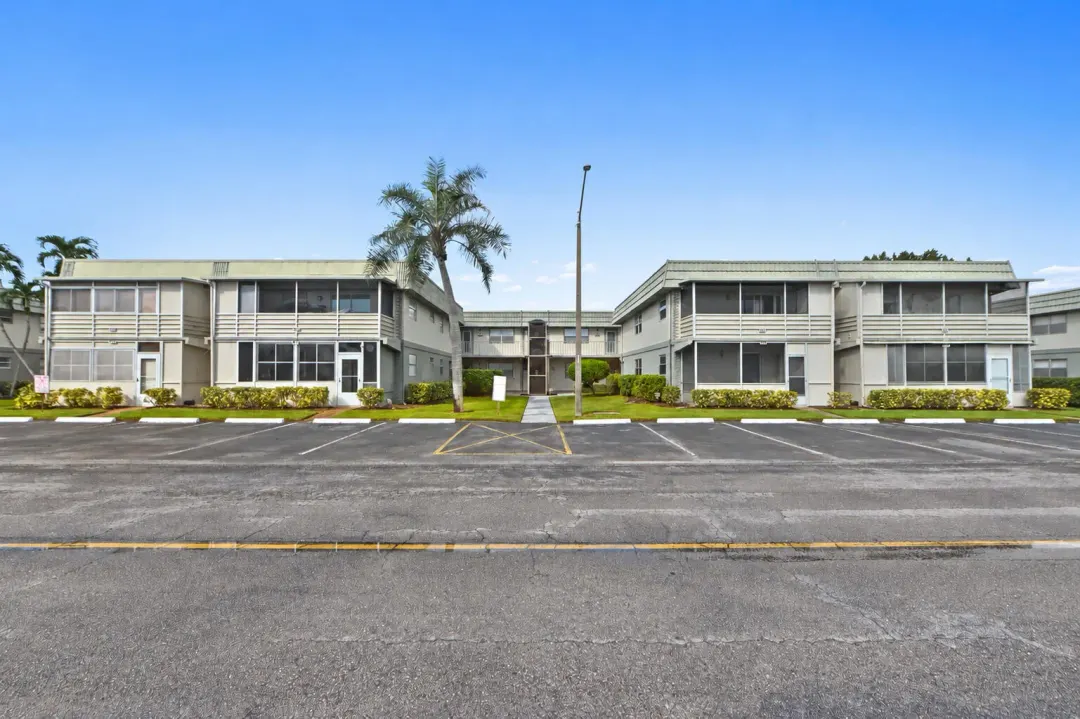 562 Monaco L, Delray Beach, FL 33446