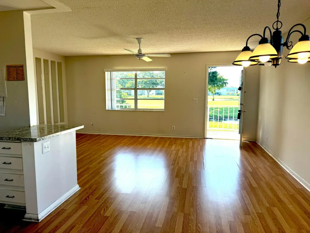 240 Burgundy E, Delray Beach, FL 33484