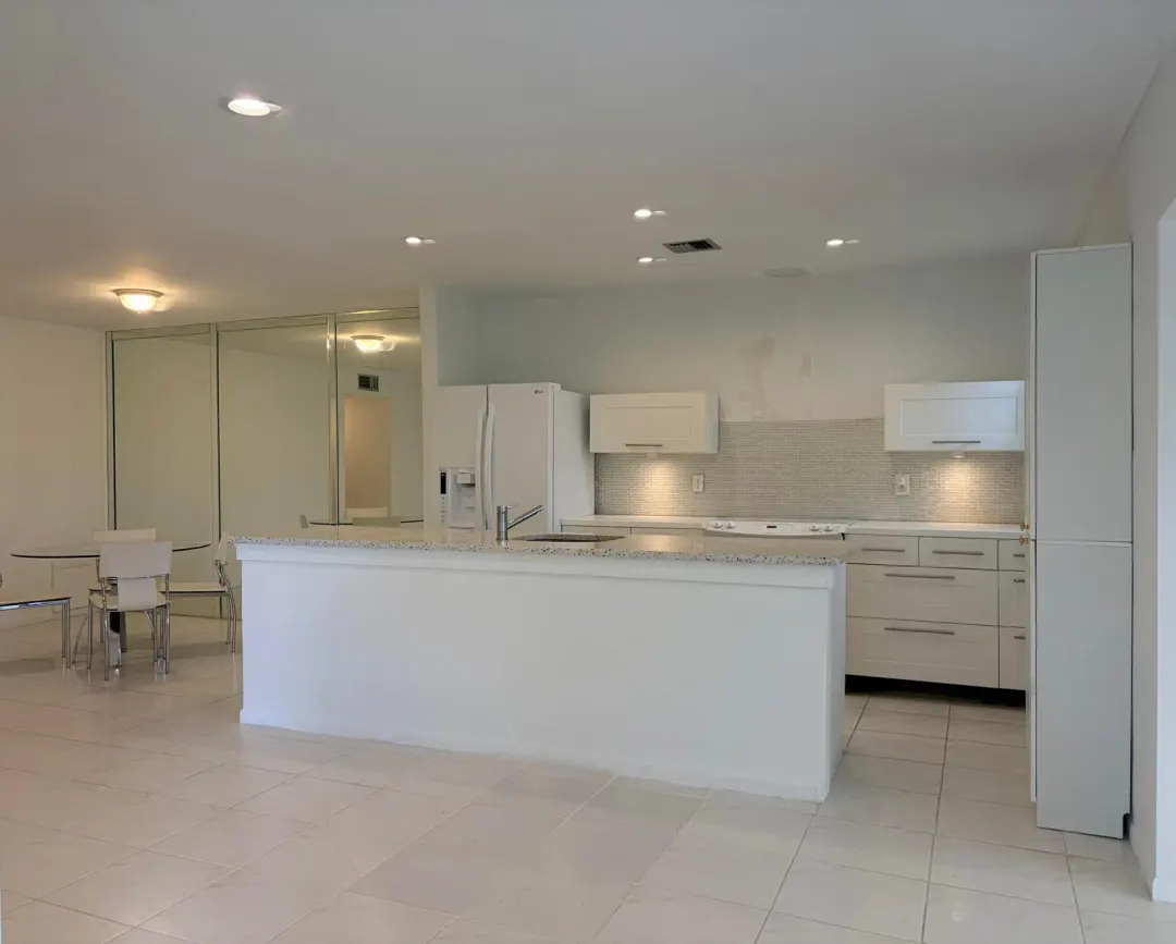 Address Withheld, Delray Beach, FL 33484