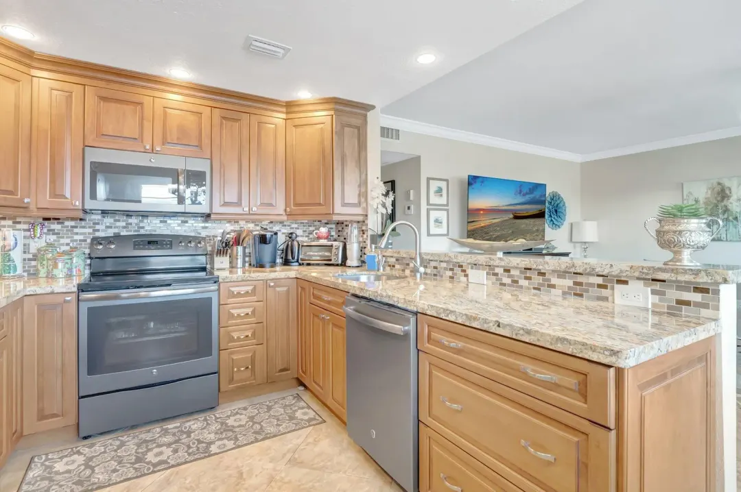 453 Richmond F, Deerfield Beach, FL 33442