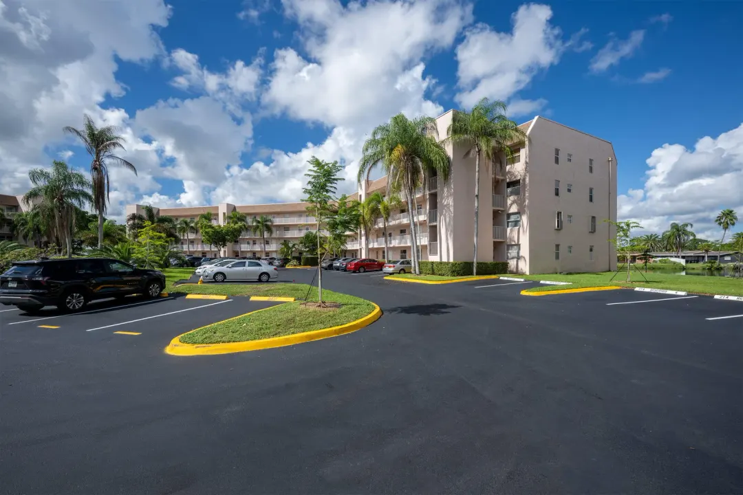 2635 NW 104th Avenue 206, Sunrise, FL 33322