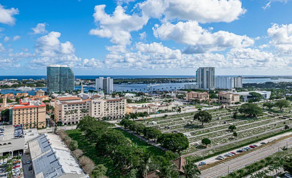 550 Okeechobee Boulevard Lph-15, West Palm Beach, FL 33401