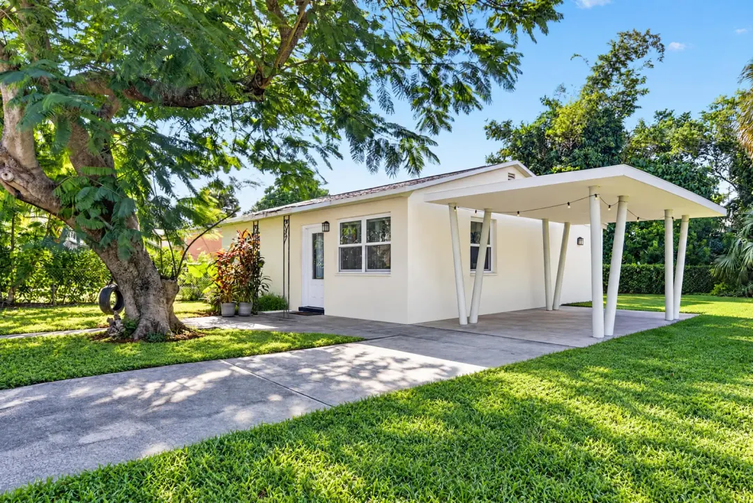 1340 Longwood Street, West Palm Beach, FL 33401