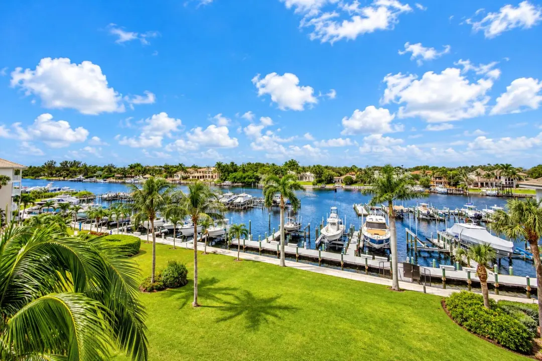 732 Bay Colony Drive S, Juno Beach, FL 33408