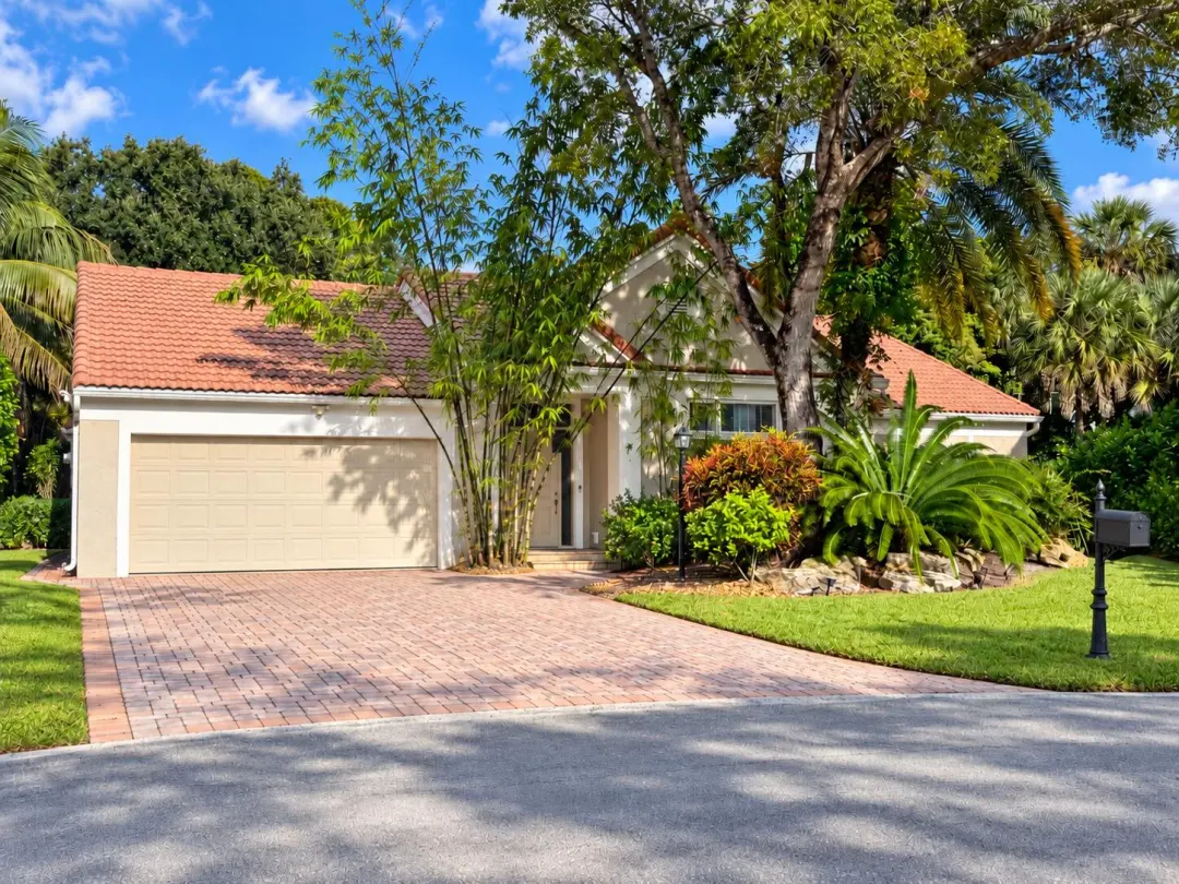 7505 Live Oak Drive, Coral Springs, FL 33065