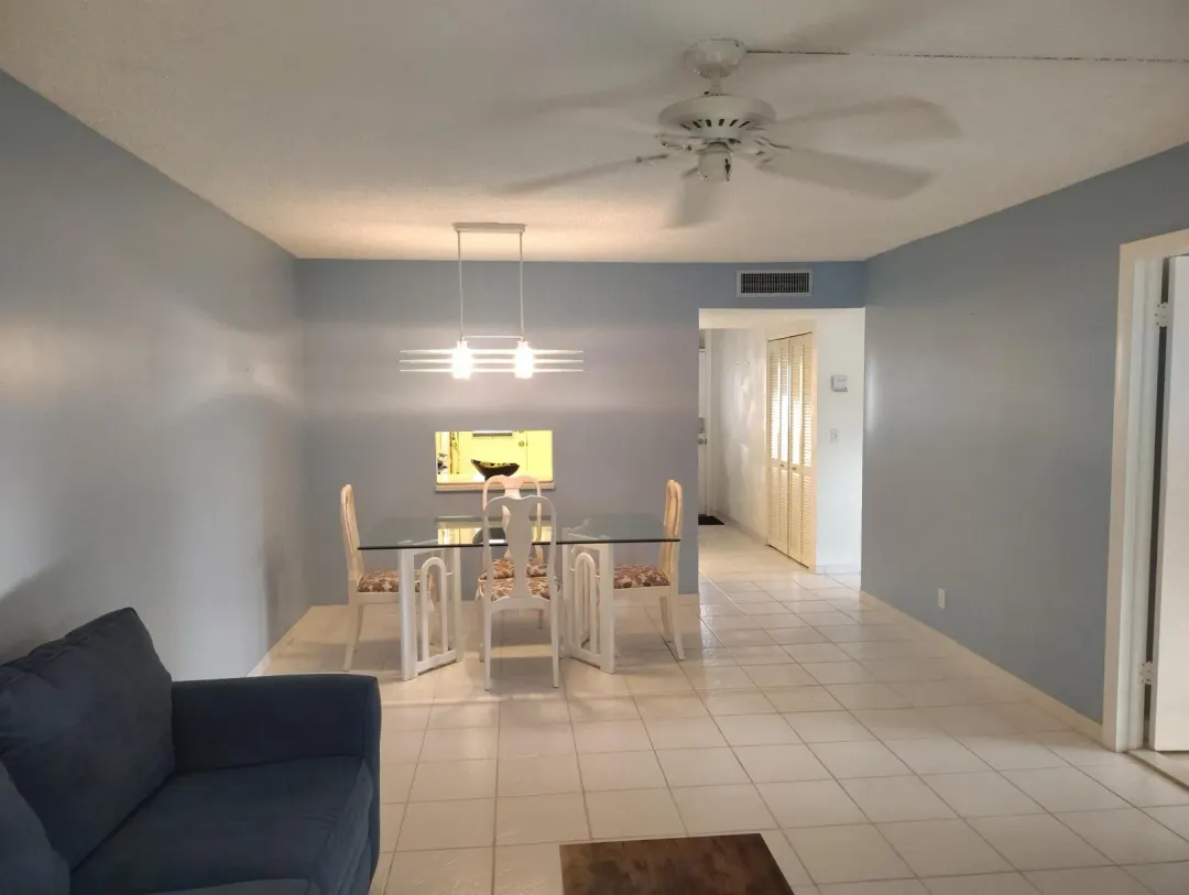 3001 NW 46th Avenue 301, Lauderdale Lakes, FL 33313