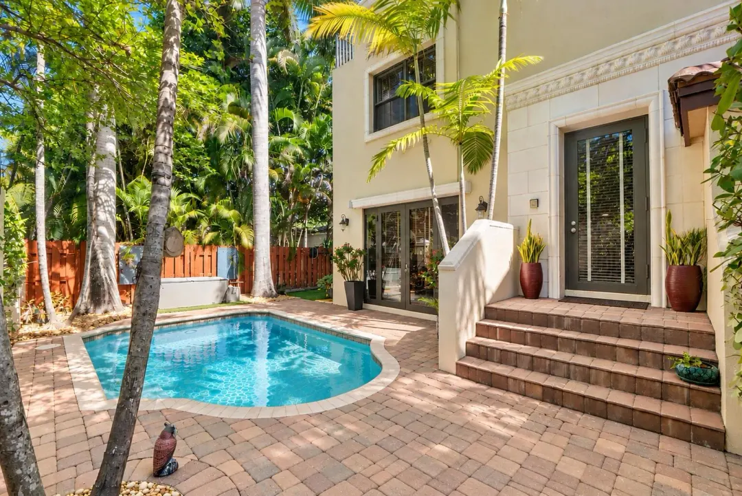 430 NE 7th Avenue 430, Fort Lauderdale, FL 33301