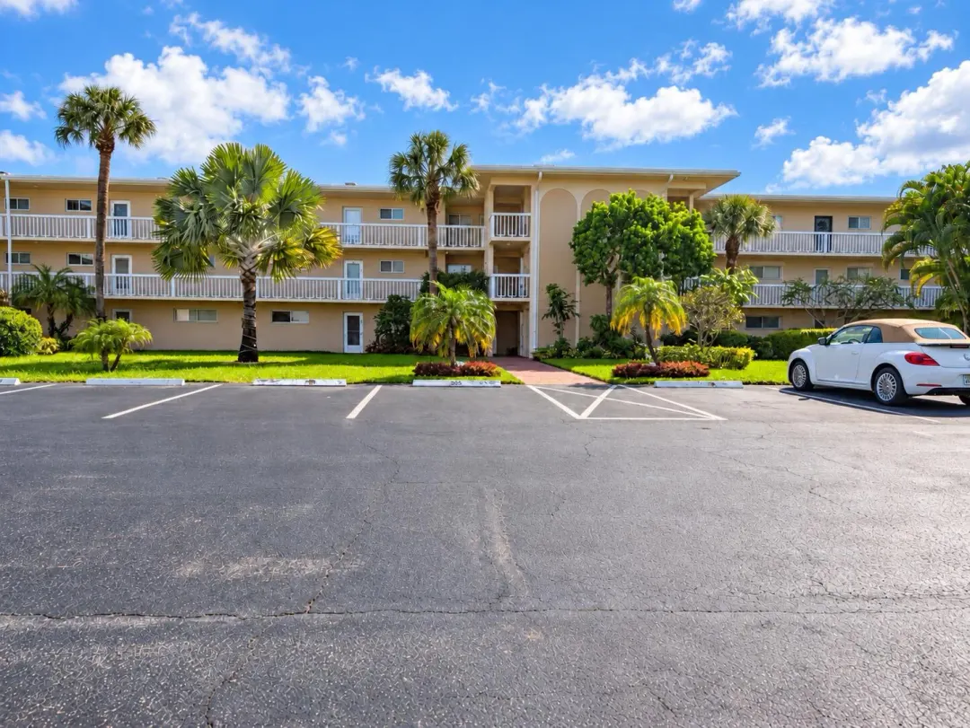 2856 Garden Drive S 106, Lake Worth, FL 33461