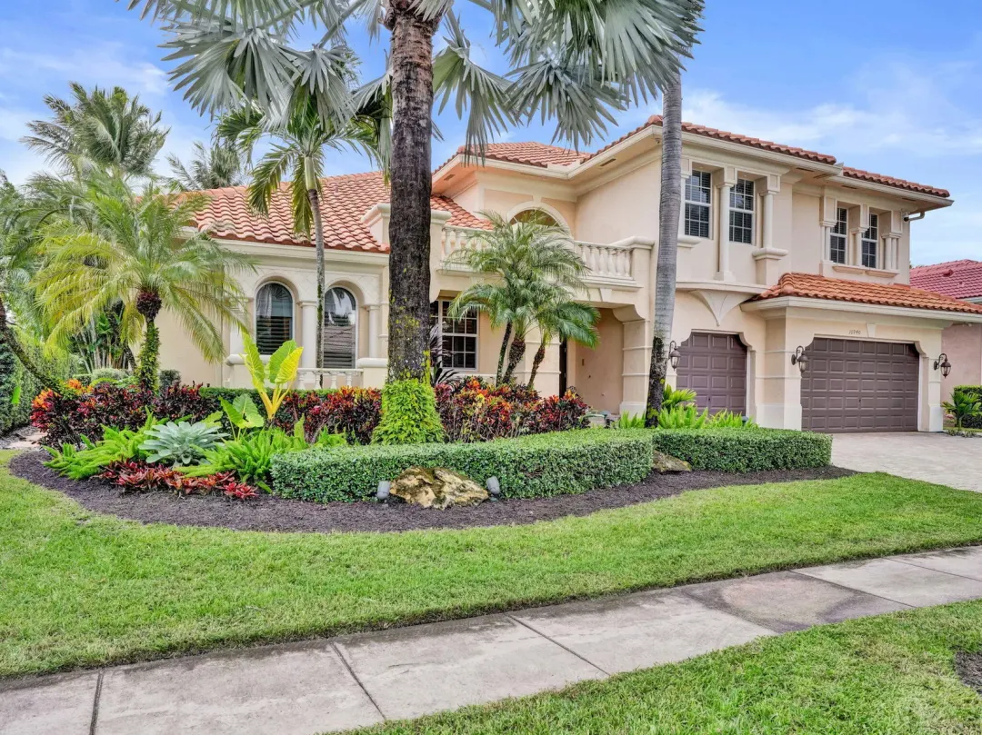 10940 Hawks Vista Street, Plantation, FL 33324