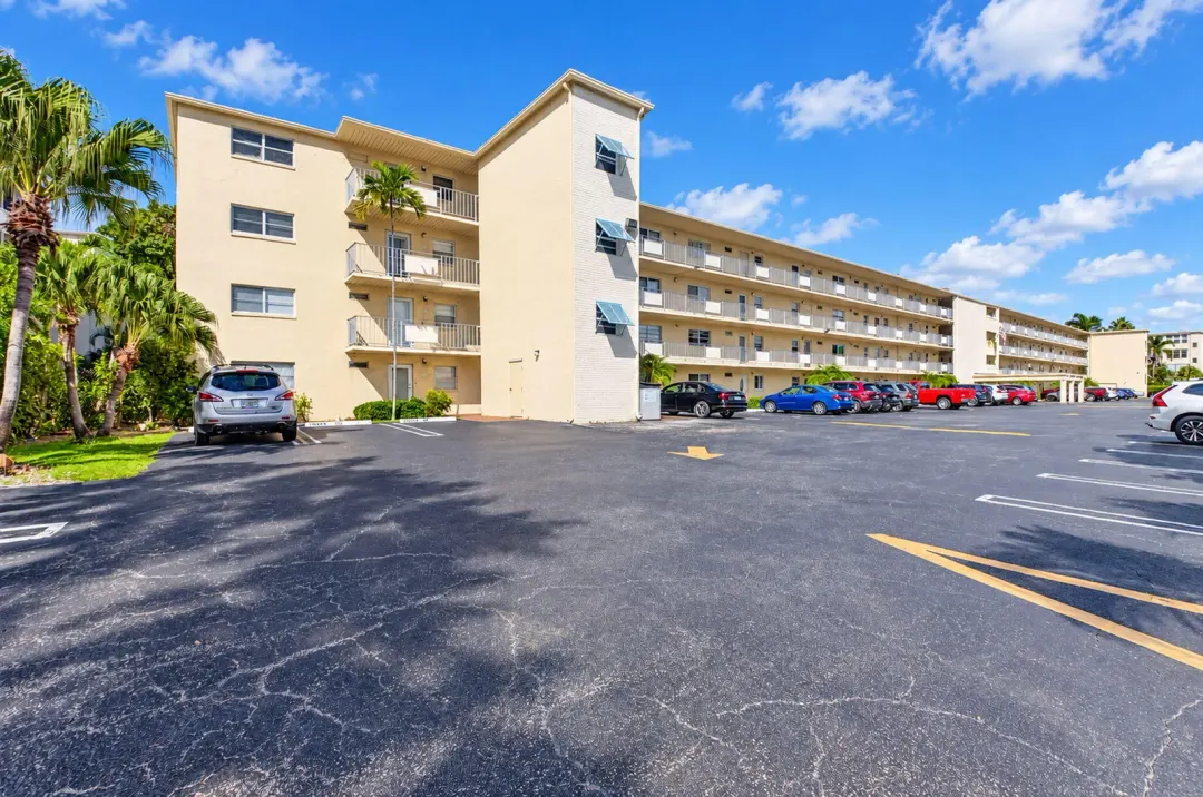 2615 NE 3rd Court 2130, Boynton Beach, FL 33435