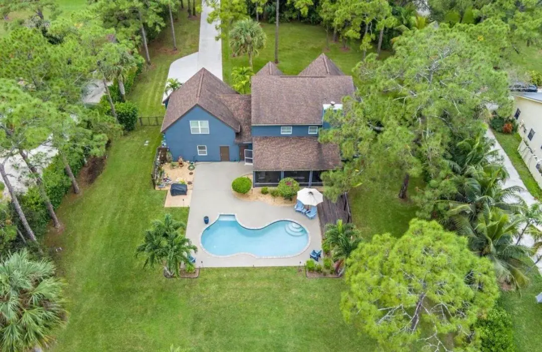10070 Trailwood Circle, Jupiter Farms, FL 33478