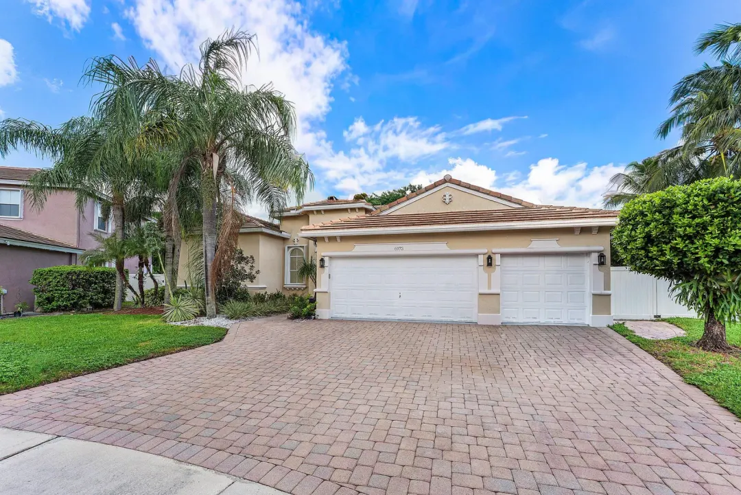 6973 Finamore Circle, Lake Worth, FL 33467