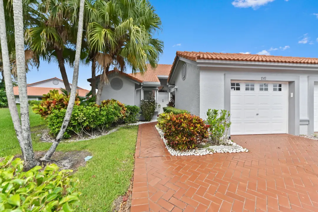 7571 Seafoam Court, Boynton Beach, FL 33437