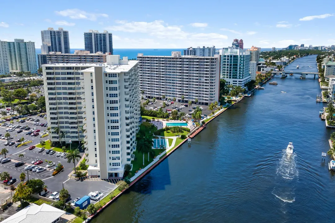 3233 NE 34th Street 217, Fort Lauderdale, FL 33308