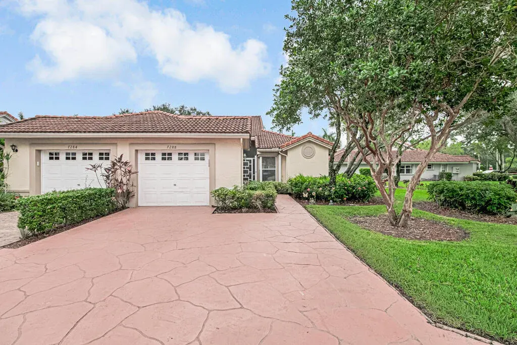 7288 Summer Tree Drive, Boynton Beach, FL 33437