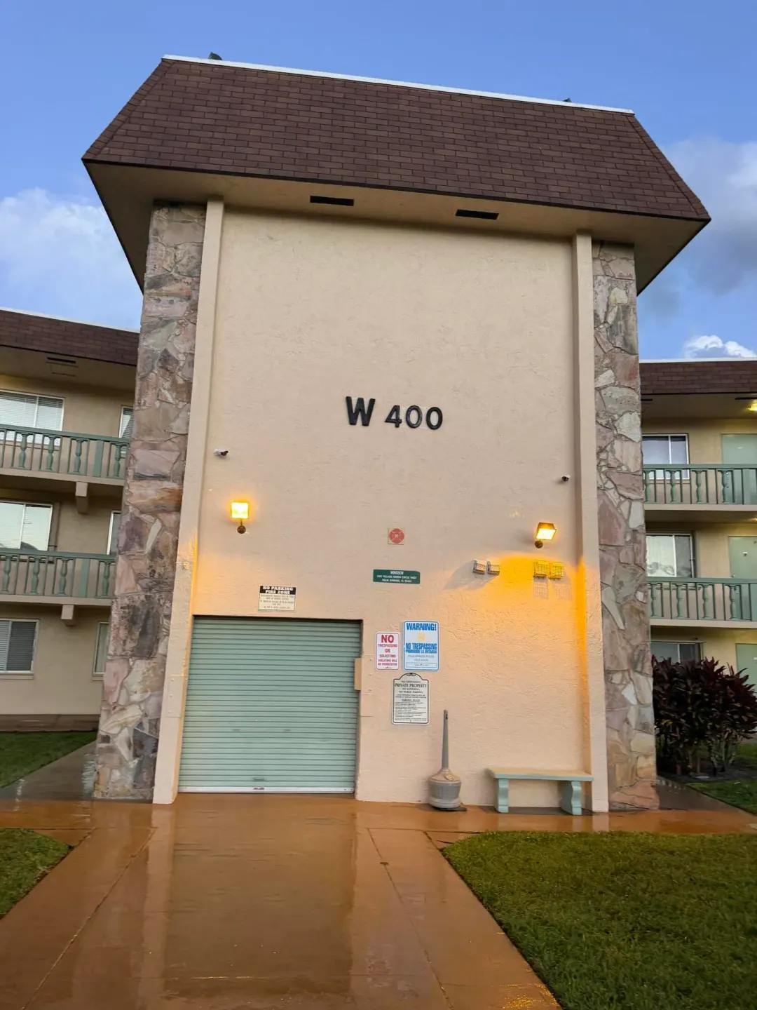 400 Village Green Circle W 205, Palm Springs, FL 33461