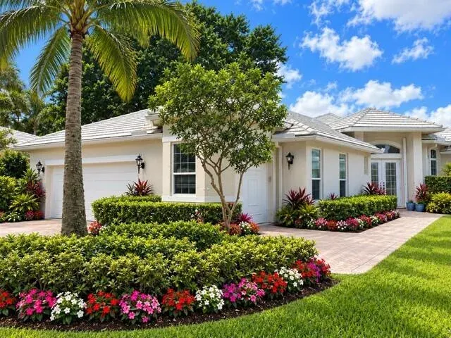 124 Victoria Bay Court, Palm Beach Gardens, FL 33418