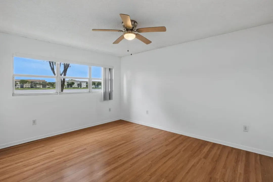 571 SW 141st Avenue 109n, Pembroke Pines, FL 33027