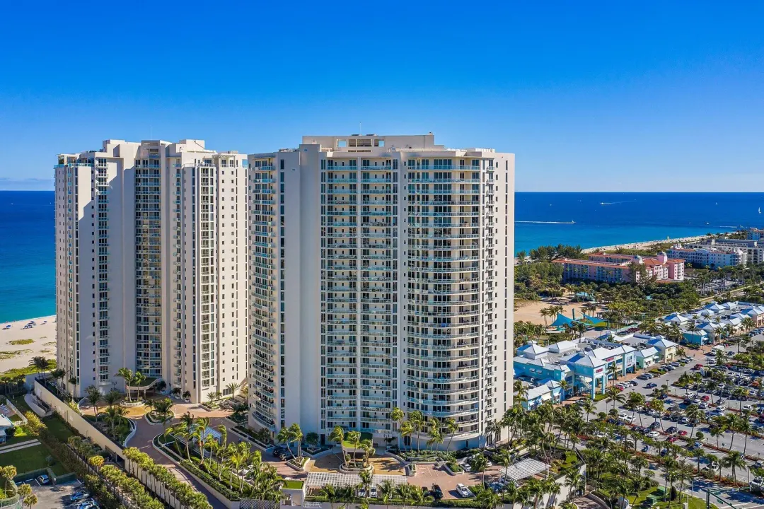 Address Withheld, Singer Island, FL 33404