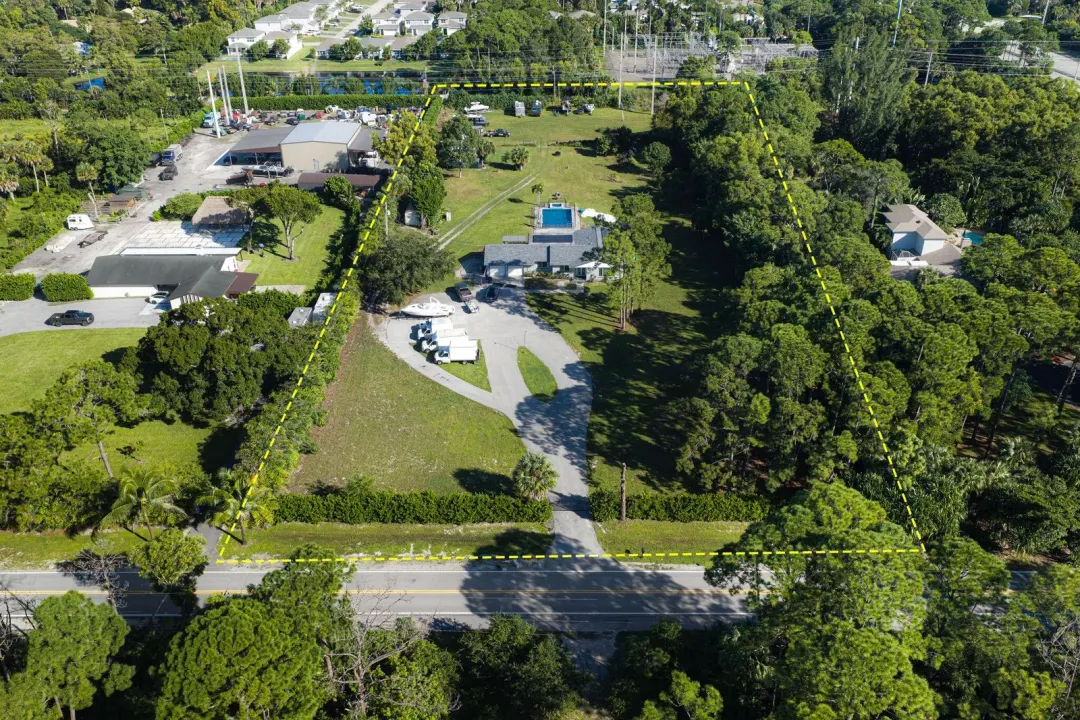 6529 Pioneer Road, West Palm Beach, FL 33413